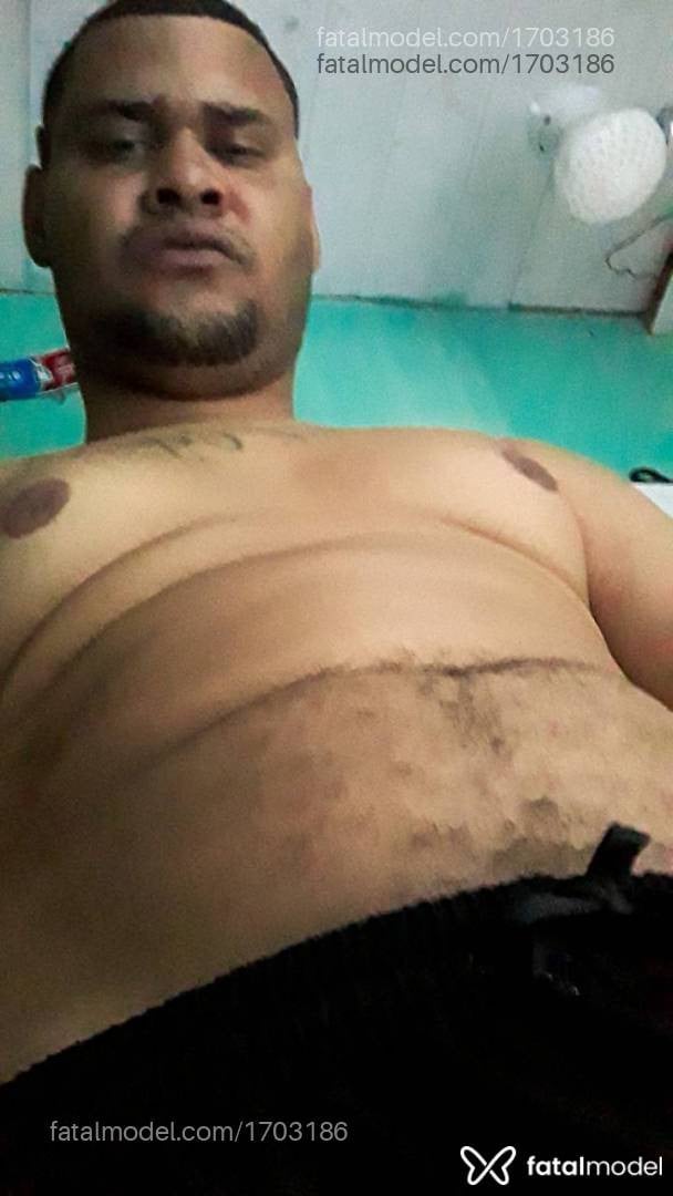 Acompanhante homem morena (o) de olhos pretos - Negobruto