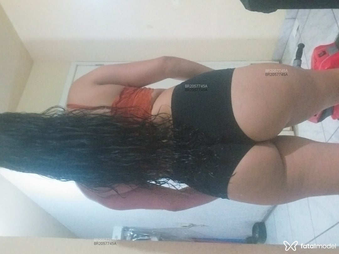 Acompanhante mulher morena (o) de olhos pretos em Porto Alegre - Cristina Raia