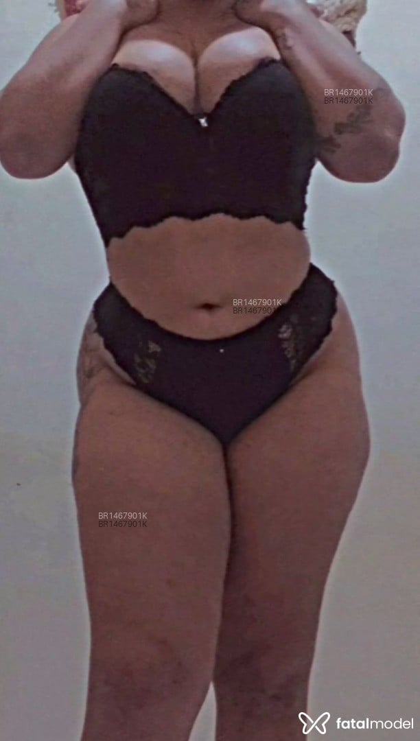 Acompanhante mulher morena (o) de olhos pretos em Belo Jardim Acompanhante mulher morena (o) de olhos pretos em Belo Jardim - Ynae