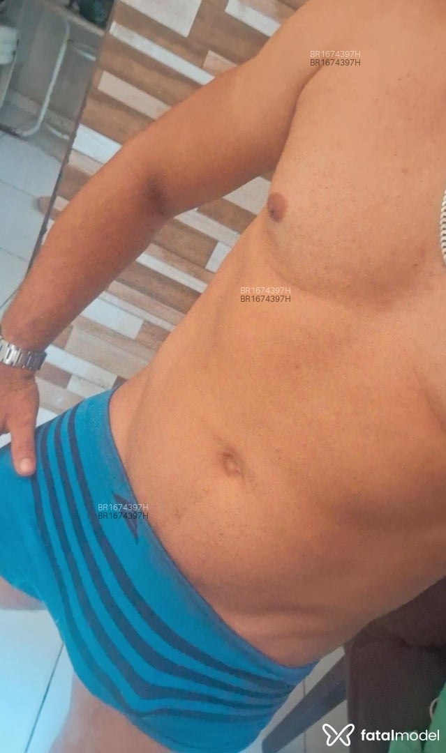 Acompanhante homem morena (o) de olhos pretos em Maceió - Bigmc
