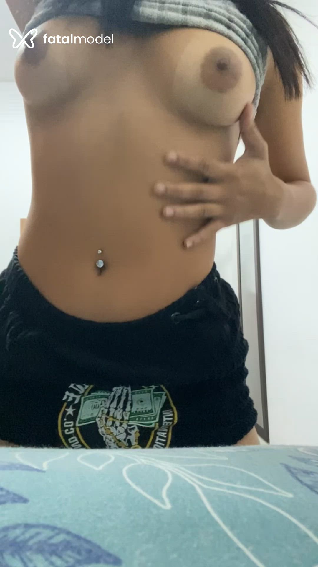 Acompanhante mulher morena (o) de olhos pretos em Ubá Acompanhante mulher morena (o) de olhos pretos em Ubá - Julia