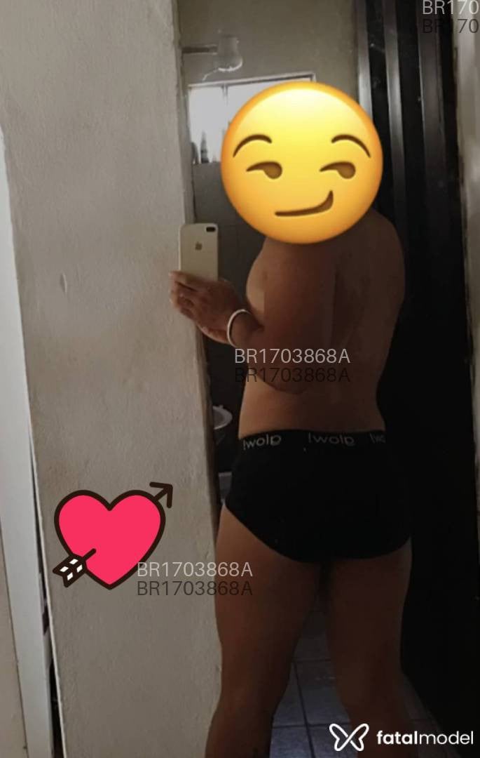 Acompanhante homem morena (o) de olhos castanhos em Sete Lagoas - Brenno Silveira