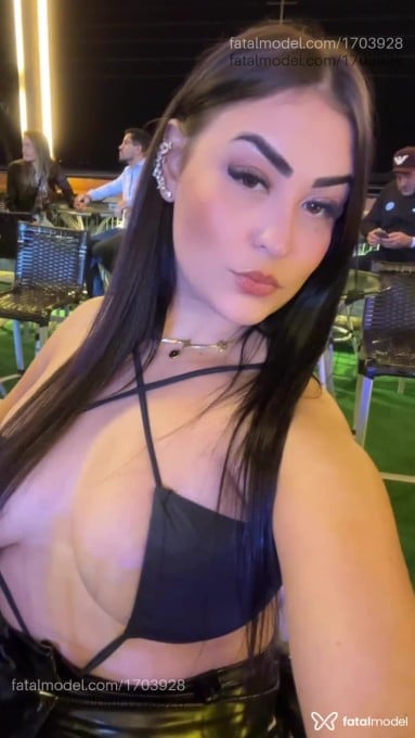 Acompanhante mulher morena (o) de olhos castanhos em Taubaté - Cami Martins