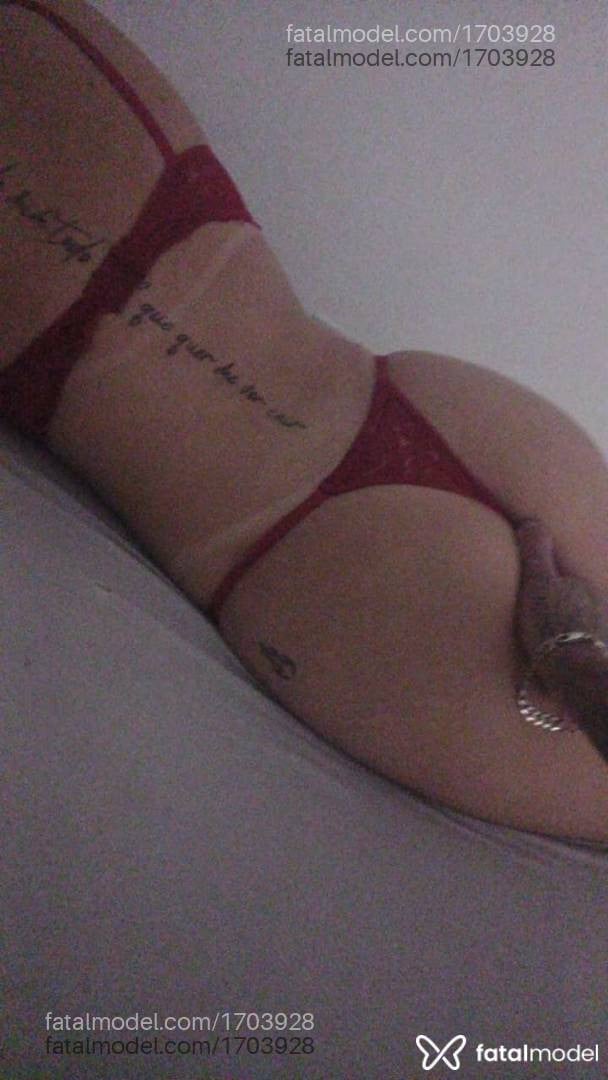 Acompanhante mulher morena (o) de olhos mel - Cami Martins