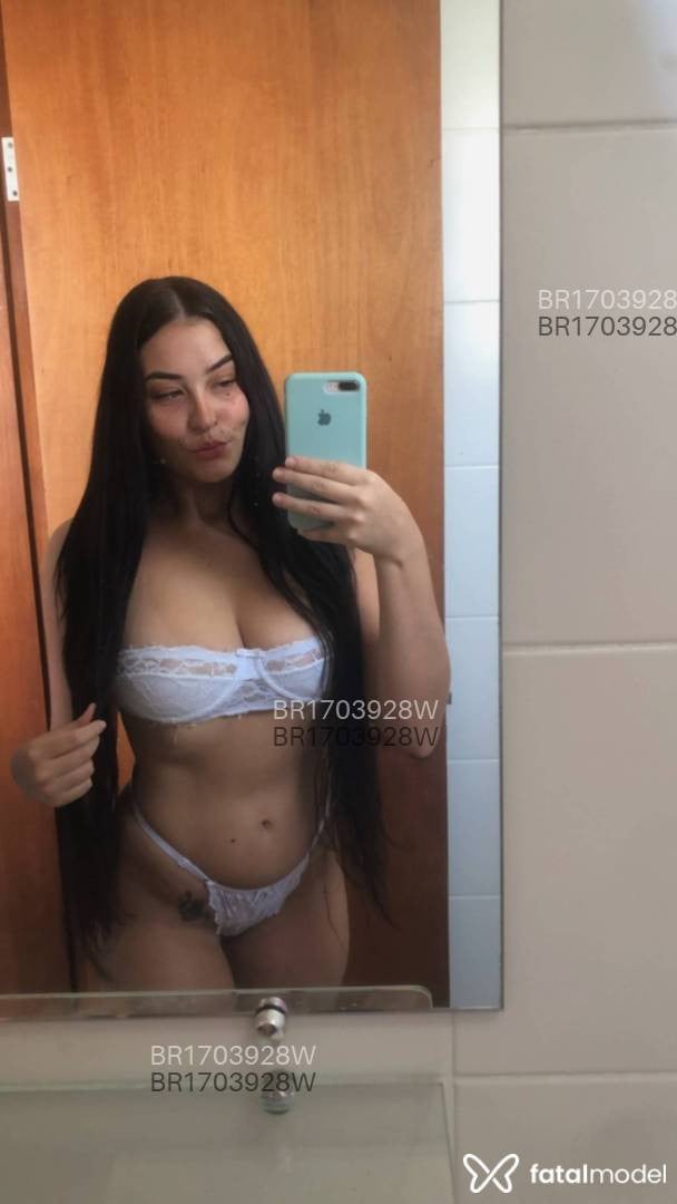 Acompanhante mulher morena (o) de olhos castanhos em Taubaté - Cami Martins