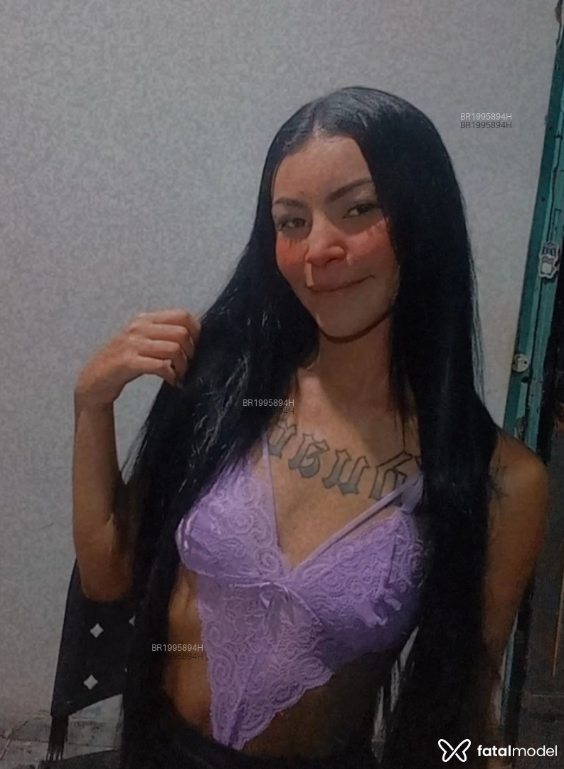 Acompanhante mulher morena (o) de olhos castanhos em Virtual Acompanhante mulher morena (o) de olhos castanhos em Virtual - Angel