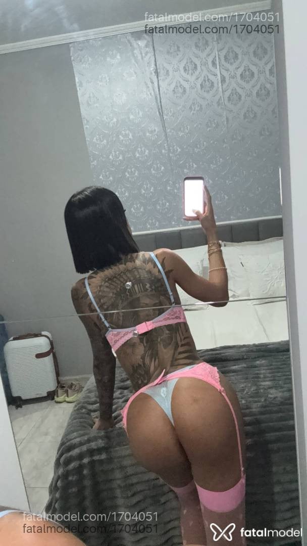 Acompanhante mulher trans morena (o) de olhos pretos em Chapecó - Meilin Dias