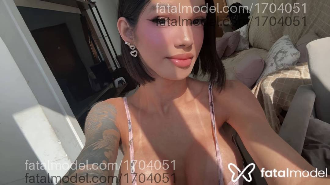 Acompanhante mulher trans morena (o) de olhos pretos em Chapecó - Meilin Dias