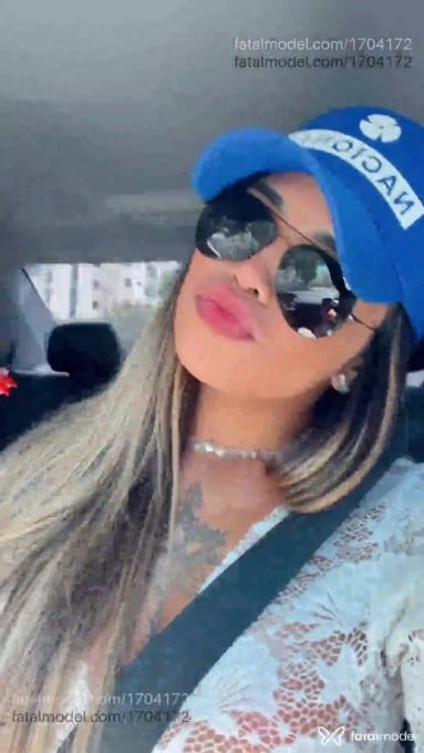 Acompanhante mulher loira (o) de olhos castanhos - Sophia Acompanhante mulher loira (o) de olhos castanhos - Sophia