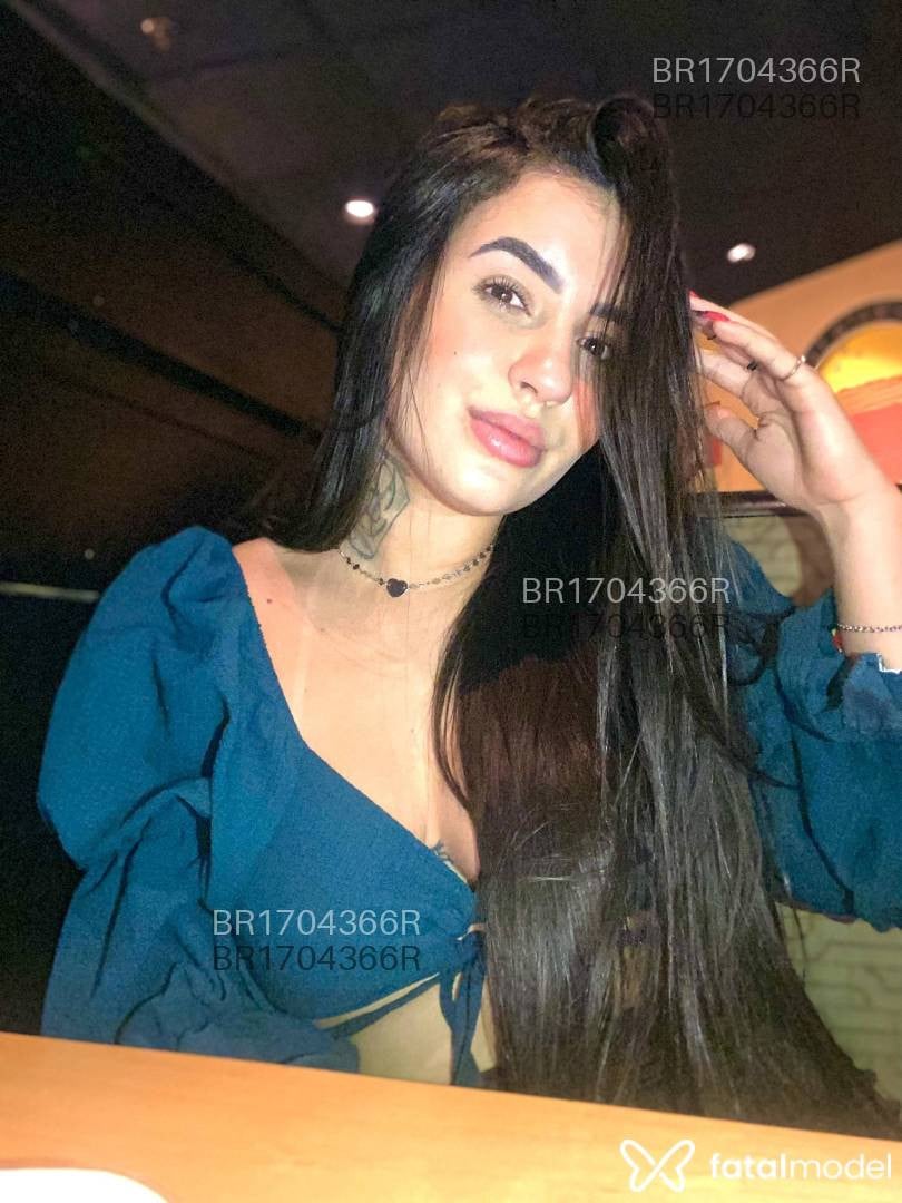 Acompanhante mulher com cabelo castanho de olhos castanhos em Belo Horizonte Acompanhante mulher com cabelo castanho de olhos castanhos em Belo Horizonte - Gabriela Rodrigues