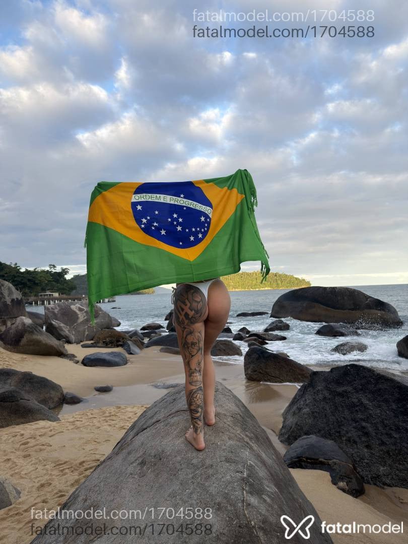Acompanhante mulher loira (o) de olhos cinza em Rio de Janeiro - Mariana Rodrigues
