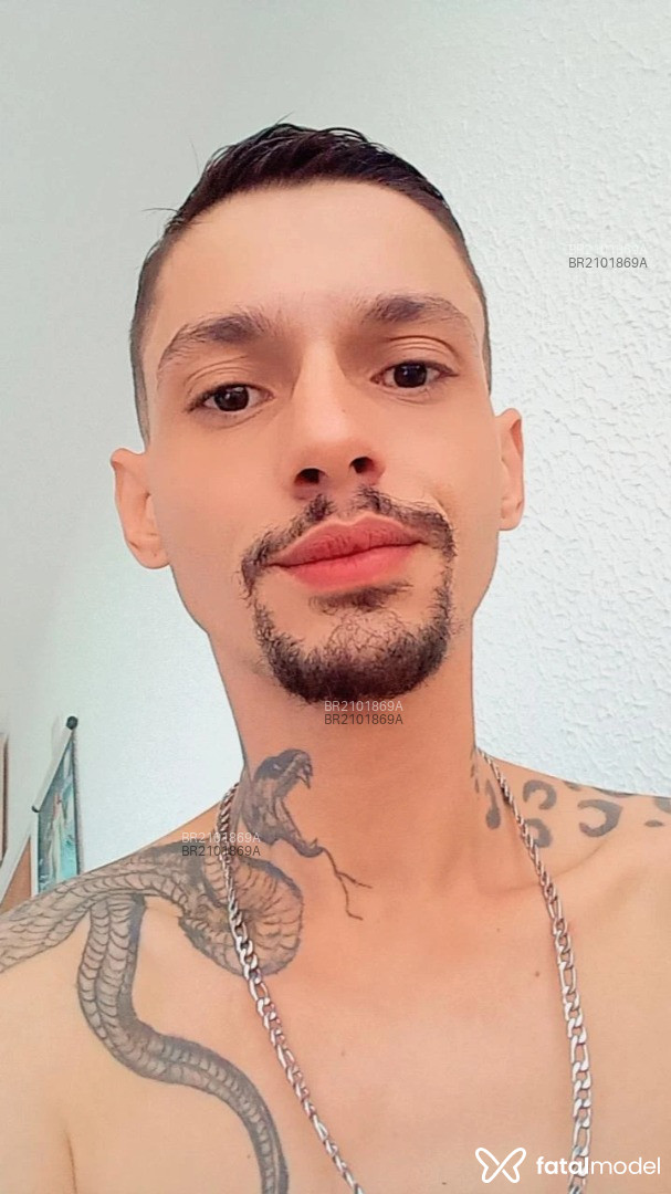 Acompanhante homem com cabelo castanho de olhos castanhos em Avaré Acompanhante homem com cabelo castanho de olhos castanhos em Avaré - Kazan