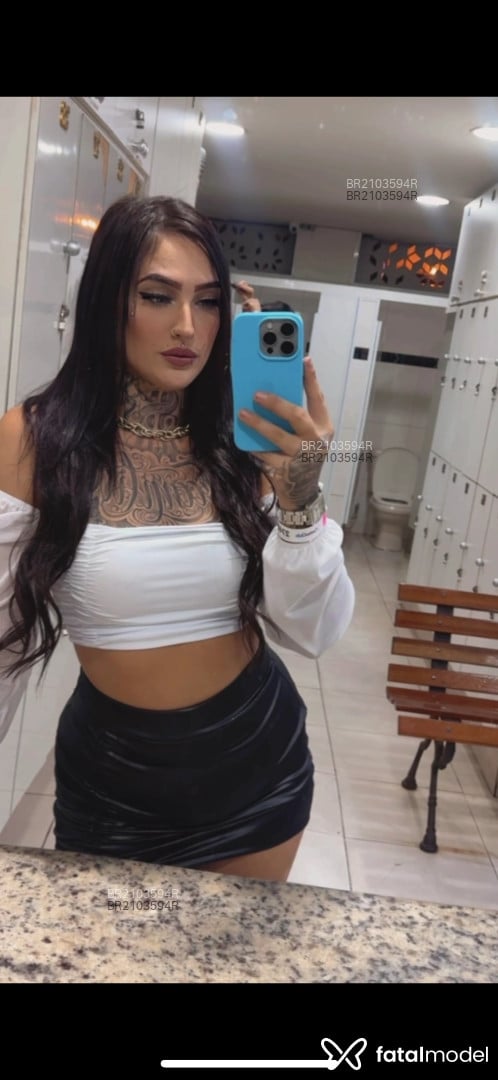 Acompanhante mulher com cabelo castanho de olhos mel em Guarulhos - Greta Cristina