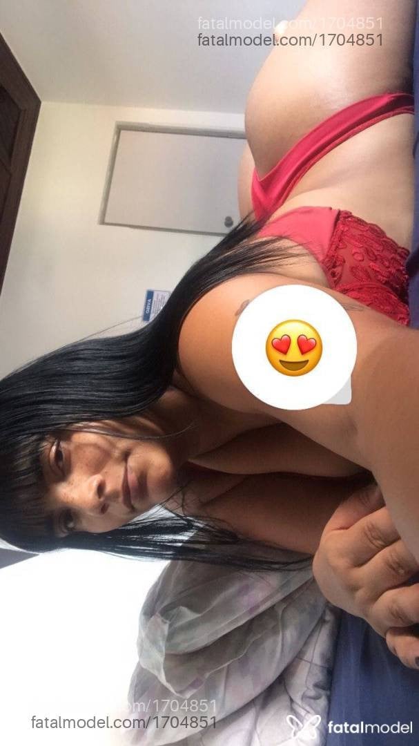 Acompanhante mulher morena (o) de olhos castanhos - Yara Costa