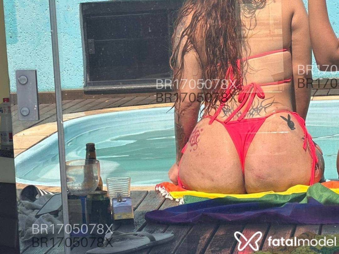 Acompanhante mulher ruiva (o) de olhos castanhos em Itajaí - Ágatha Oliveira