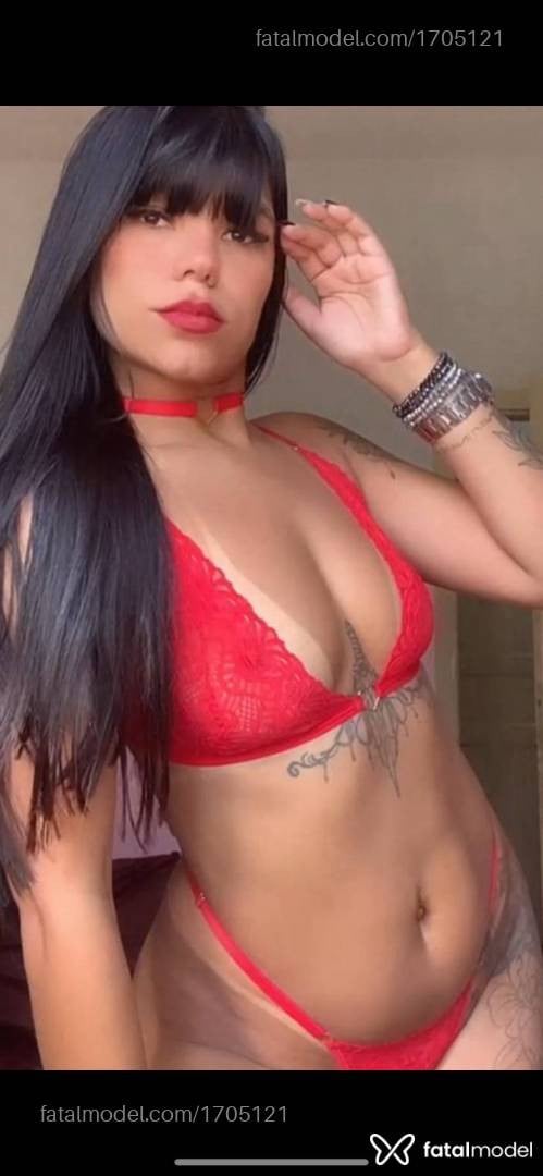 Acompanhante mulher morena (o) de olhos mel - Emanuelle