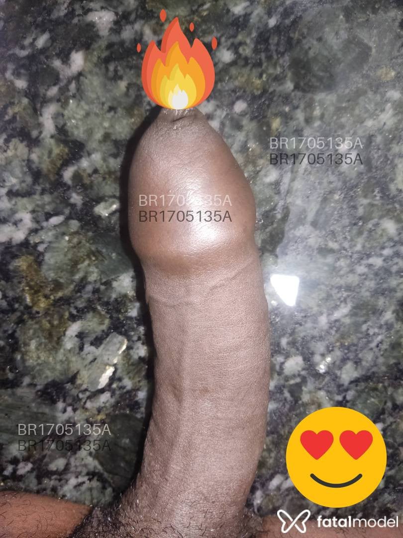Acompanhante homem morena (o) de olhos castanhos em Frutal Acompanhante homem morena (o) de olhos castanhos em Frutal - Preto