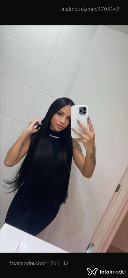 Acompanhante mulher morena (o) de olhos verdes - Ana Alice