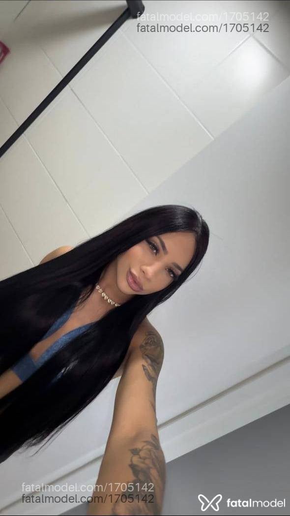 Acompanhante mulher morena (o) de olhos verdes - Ana Alice