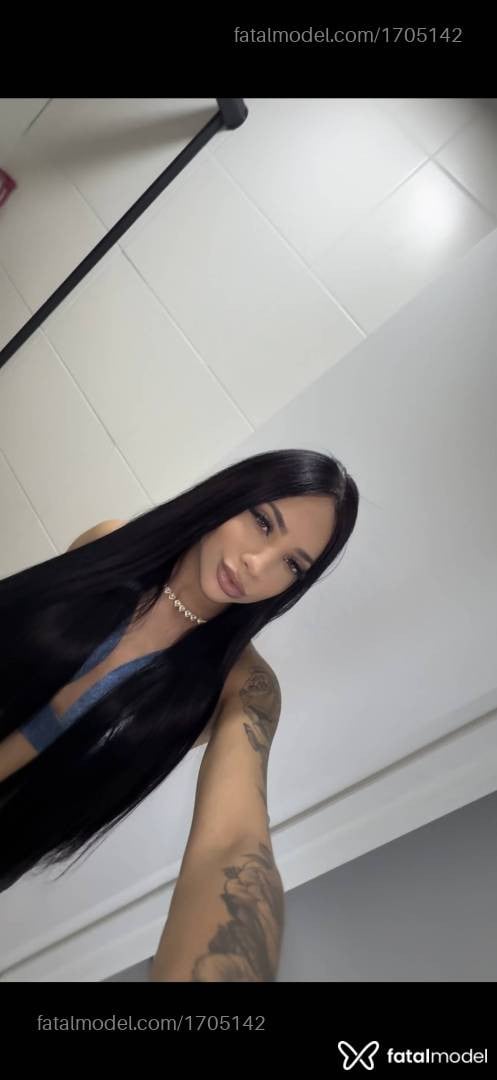 Acompanhante mulher morena (o) de olhos verdes - Ana Alice