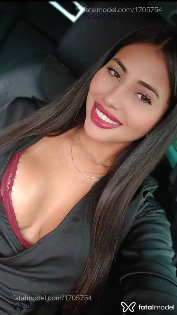 Acompanhante mulher morena (o) de olhos castanhos em São Paulo - Helena Castro