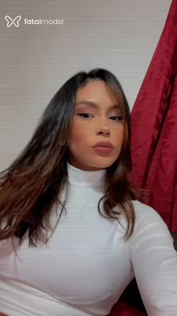 Acompanhante mulher morena (o) de olhos castanhos em São Paulo Acompanhante mulher morena (o) de olhos castanhos em São Paulo - Kallem