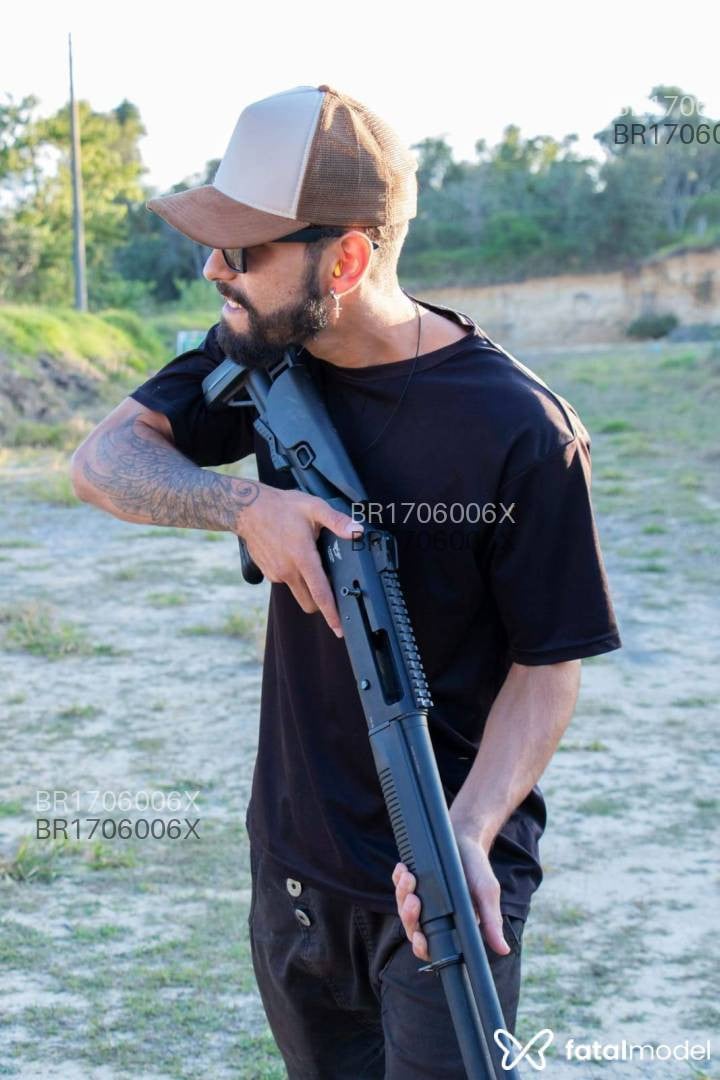 Acompanhante homem com cabelo castanho de olhos castanhos em Guarulhos - Raphael Duart