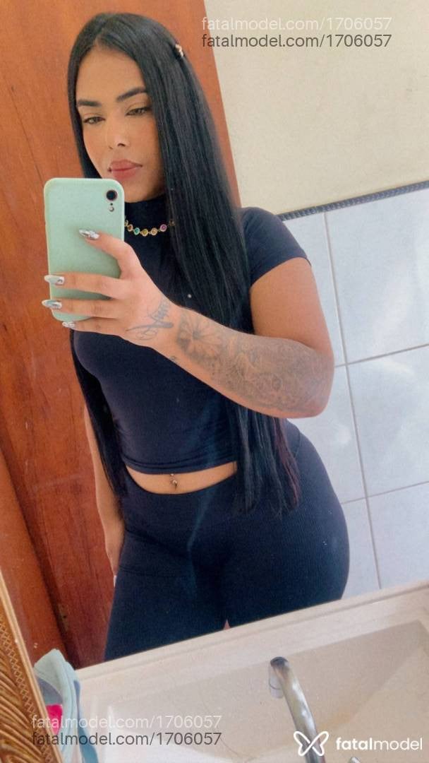 Acompanhante mulher morena (o) de olhos castanhos - Yorranna
