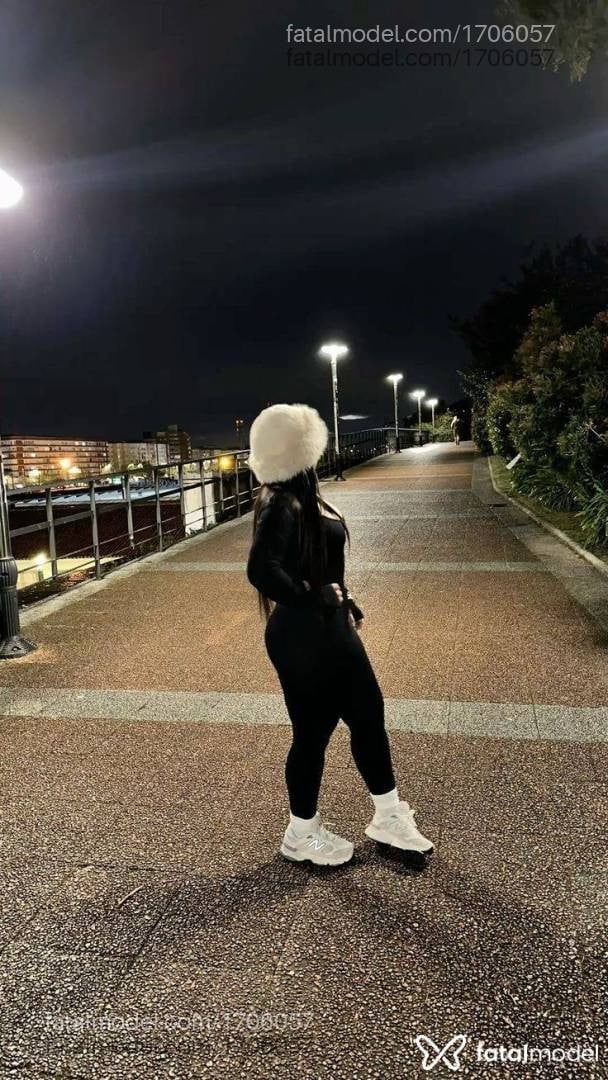 Acompanhante mulher morena (o) de olhos castanhos - Yorranna