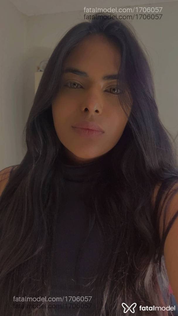 Acompanhante mulher morena (o) de olhos castanhos - Yorranna