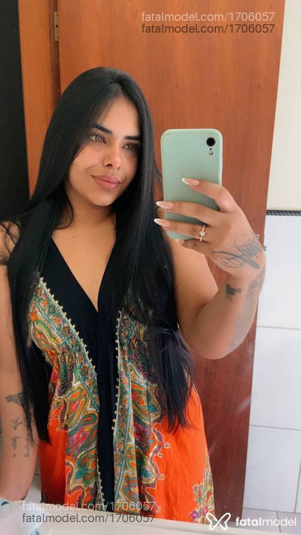 Acompanhante mulher morena (o) de olhos castanhos - Yorranna
