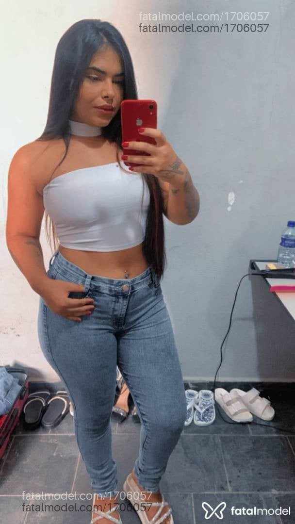 Acompanhante mulher morena (o) de olhos castanhos - Yorranna