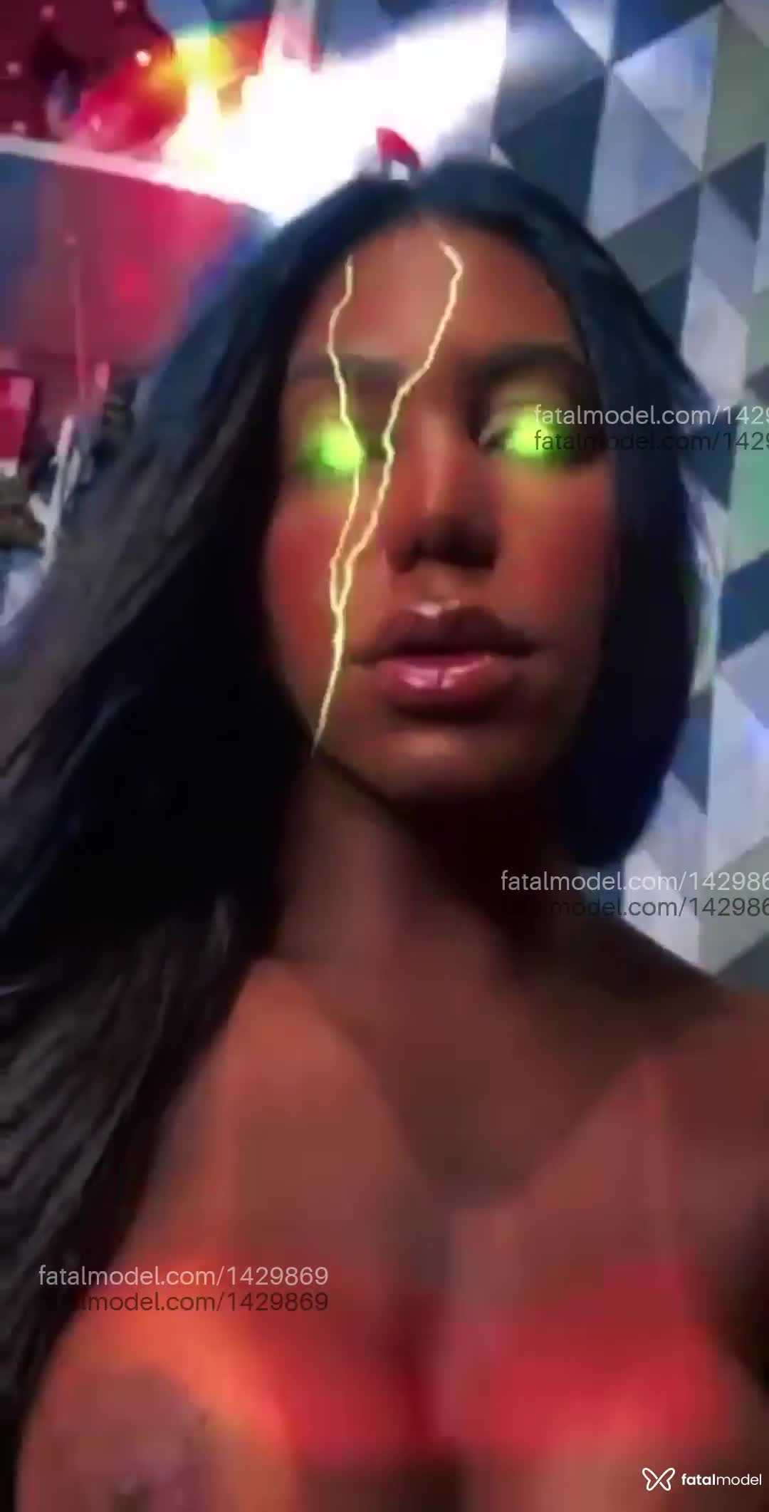 Acompanhante travesti com cabelo castanho de olhos pretos em Rio de Janeiro - Yorrana