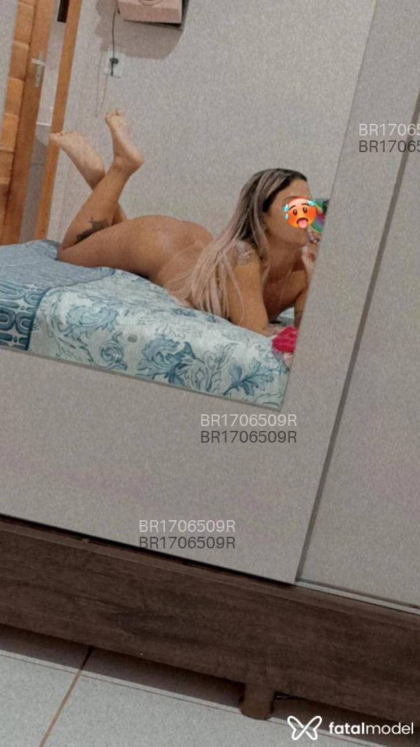 Acompanhante mulher loira (o) de olhos pretos em Sobral Acompanhante mulher loira (o) de olhos pretos em Sobral - Nicole