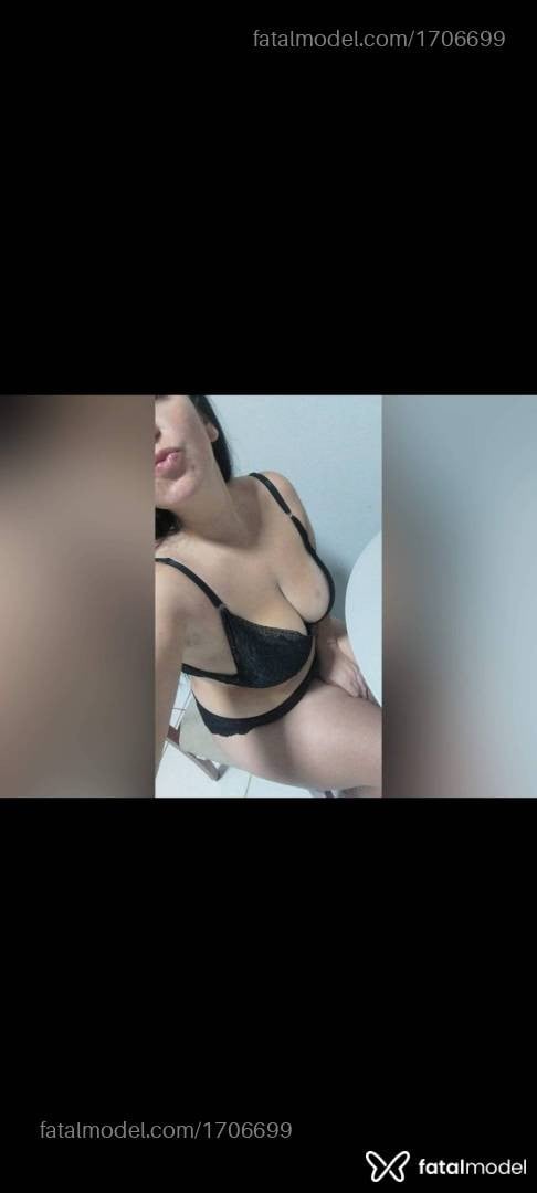 Acompanhante mulher morena (o) de olhos verdes em Itapema Acompanhante mulher morena (o) de olhos verdes em Itapema - Amanda Catarina