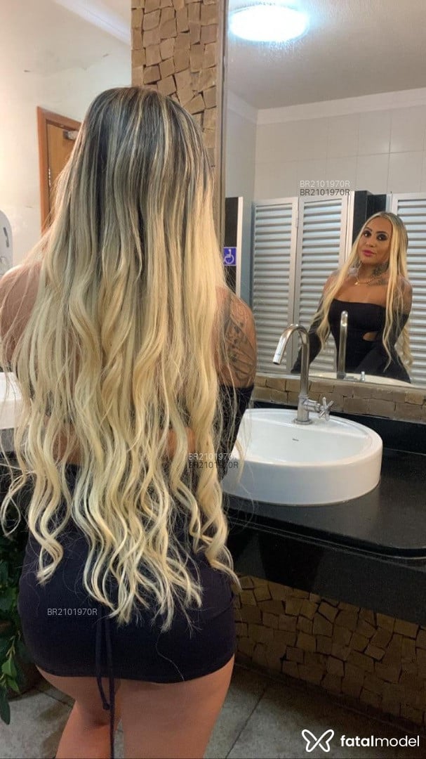 Acompanhante mulher loira (o) de olhos pretos em Campo Grande - Camila