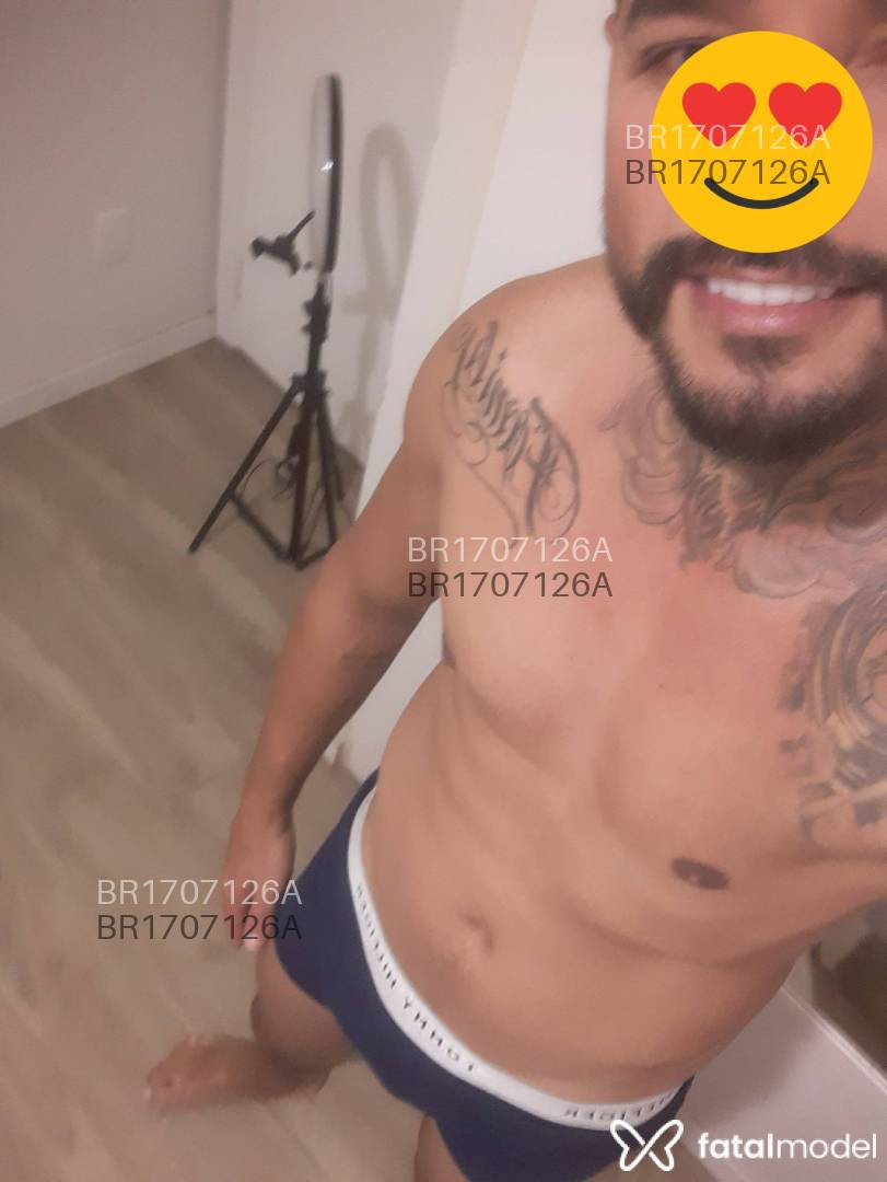 Acompanhante homem morena (o) de olhos castanhos em Virtual Acompanhante homem morena (o) de olhos castanhos em Virtual - Samuray