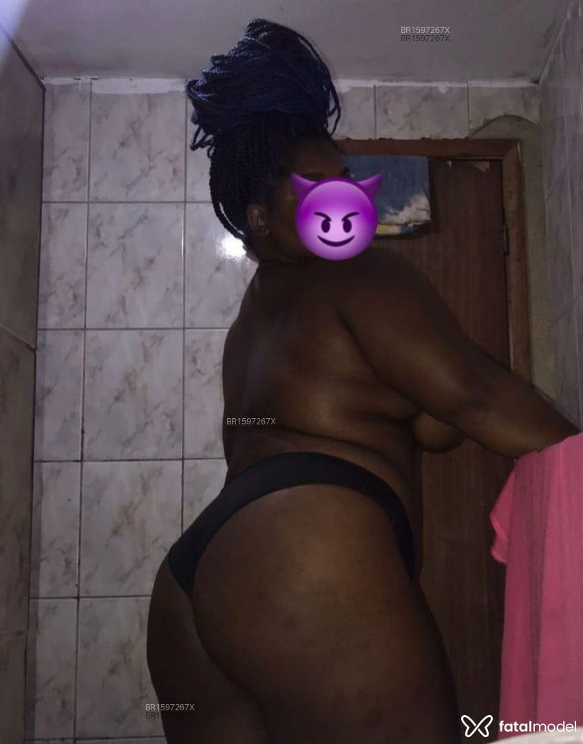 Acompanhante mulher morena (o) de olhos castanhos em Rio de Janeiro - Karlla Symons