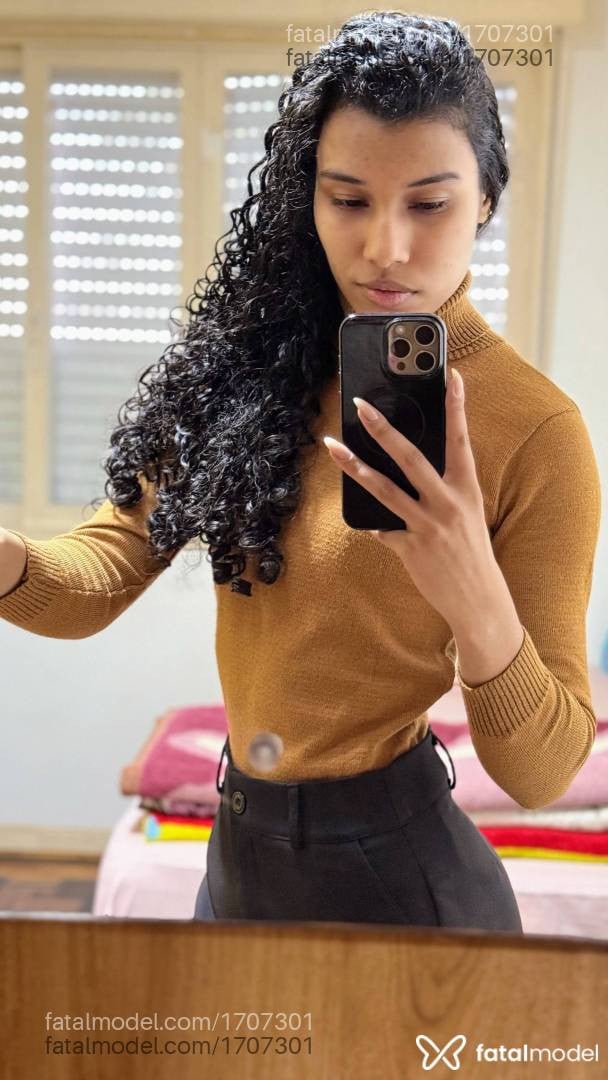 Acompanhante mulher com cabelo castanho de olhos castanhos em Porto Alegre - Kayla Machado