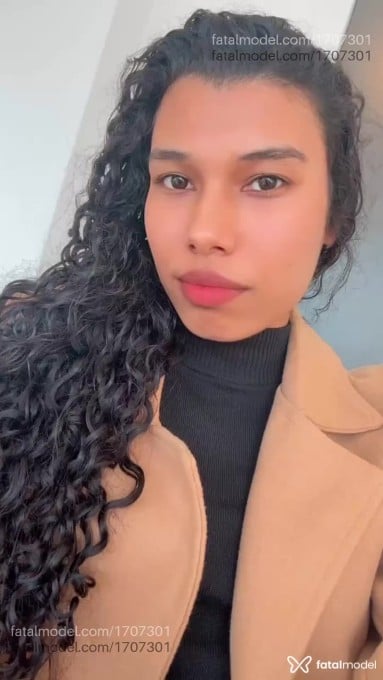 Acompanhante mulher com cabelo castanho de olhos castanhos em Porto Alegre - Kayla Machado