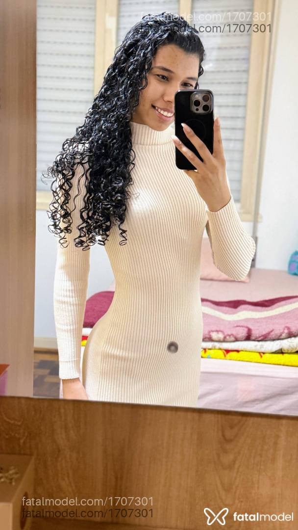 Acompanhante mulher com cabelo castanho de olhos castanhos em Porto Alegre - Kayla Machado