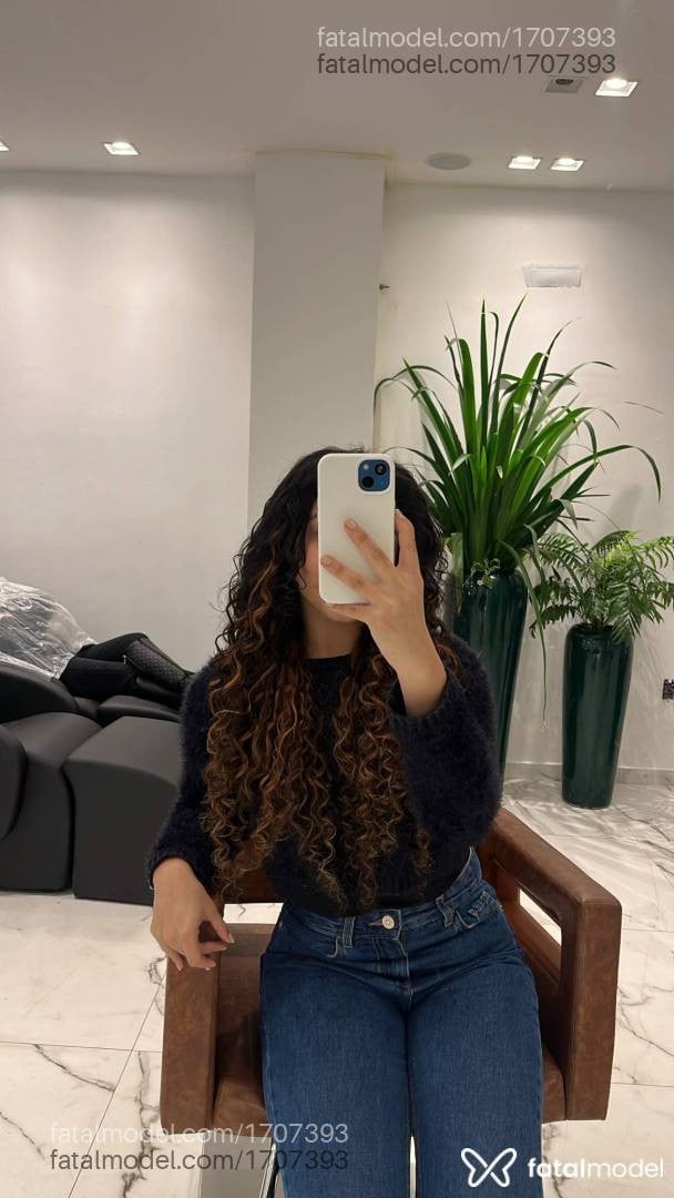 Acompanhante mulher com cabelo castanho de olhos castanhos em Passo Fundo - Maria Eduarda