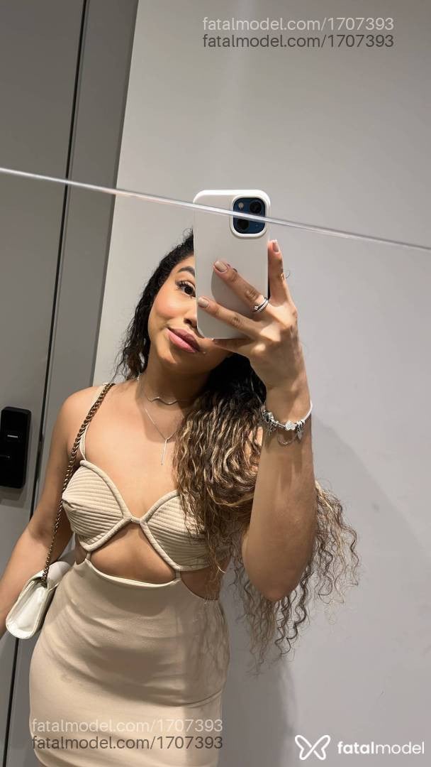 Acompanhante mulher com cabelo castanho de olhos castanhos em Passo Fundo - Maria Eduarda