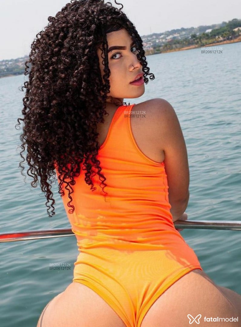 Acompanhante mulher morena (o) de olhos castanhos em Cuiabá - Larissa Mel