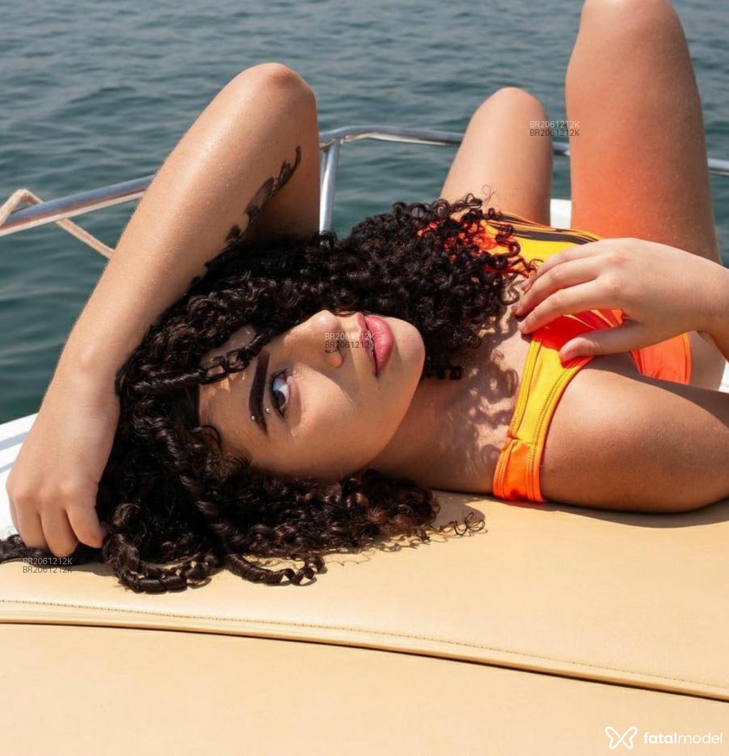 Acompanhante mulher morena (o) de olhos castanhos em Cuiabá - Larissa Mel