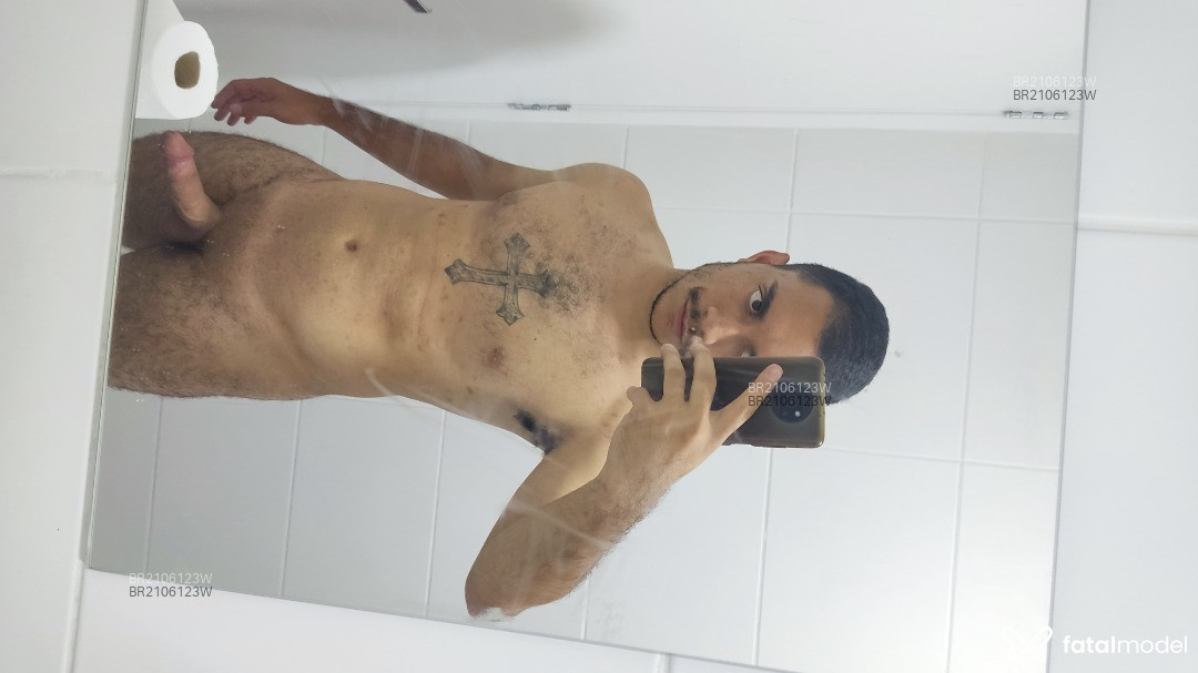 Acompanhante homem morena (o) de olhos castanhos em Barueri Acompanhante homem morena (o) de olhos castanhos em Barueri - Leonardo