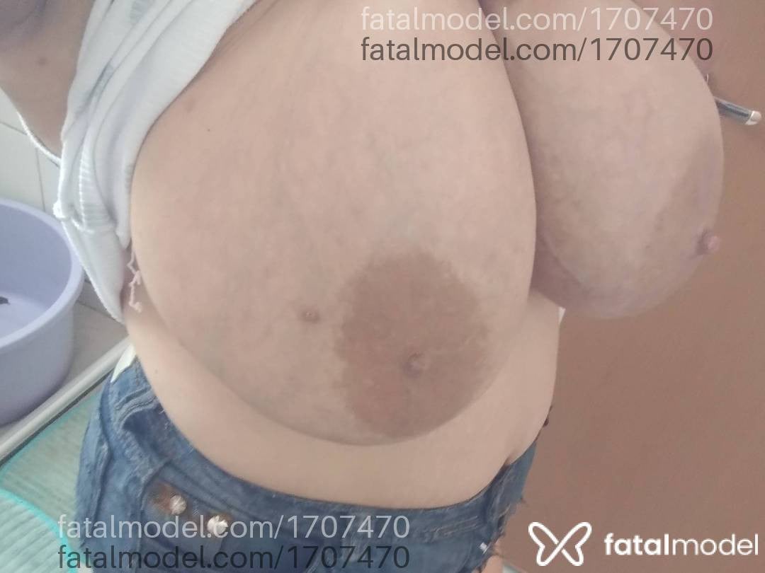 Acompanhante mulher morena (o) de olhos castanhos - Kelly
