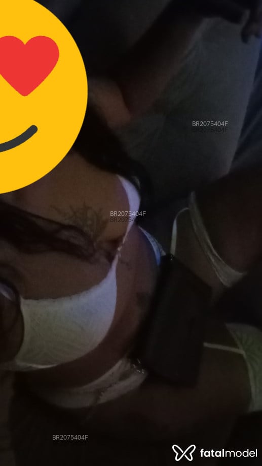 Acompanhante mulher morena (o) de olhos mel em Vitória - Estefaní