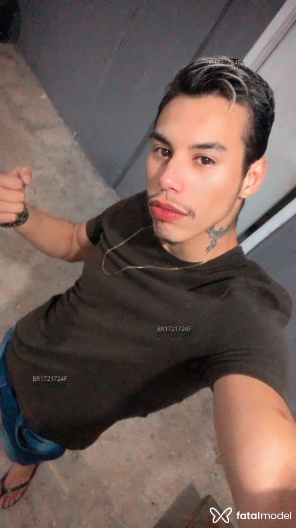 Acompanhante homem morena (o) de olhos castanhos em Curitiba Acompanhante homem morena (o) de olhos castanhos em Curitiba - Apollo Coutinho