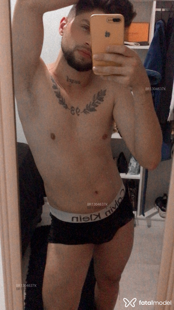 Acompanhante homem morena (o) de olhos castanhos em São Bernardo do Campo - Angel Zayat